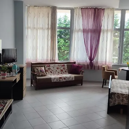 10 Apartmants Olimpia Mir Apartamento Durrës