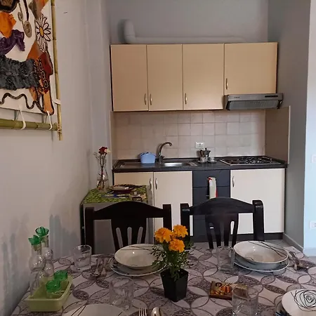 10 Apartmants Olimpia Mir Apartamento
