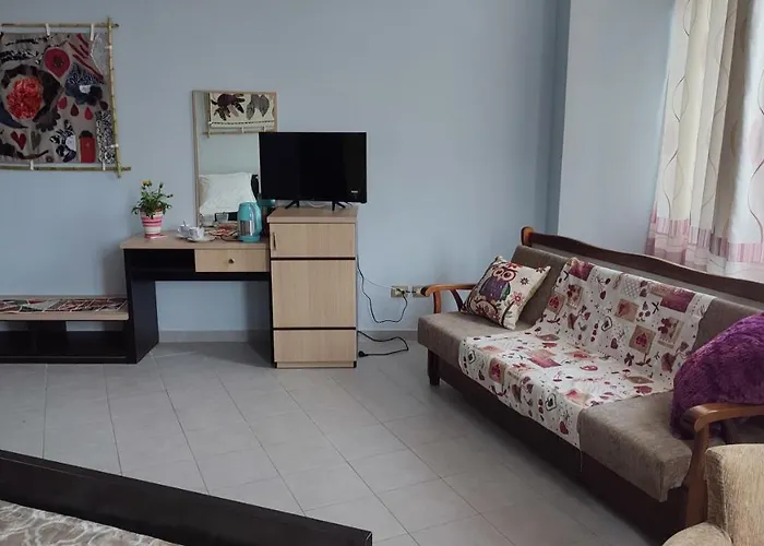 10 Apartmants Olimpia Mir