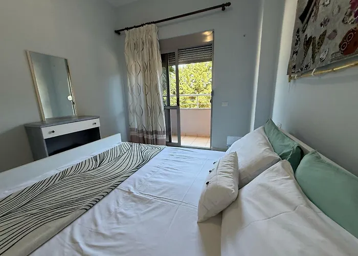 10 Apartmants Olimpia Mir Apartment *