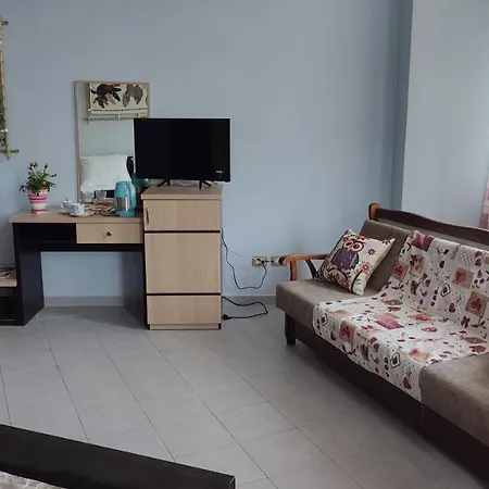 10 Apartmants Olimpia Mir