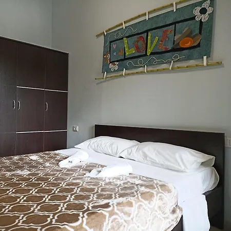 شقة 10 Apartmants Olimpia Mir دراس