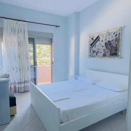 Apartment 10 Apartmants Olimpia Mir *